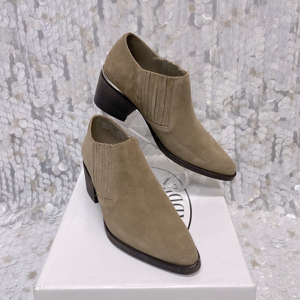 Steve Madden “Korral”